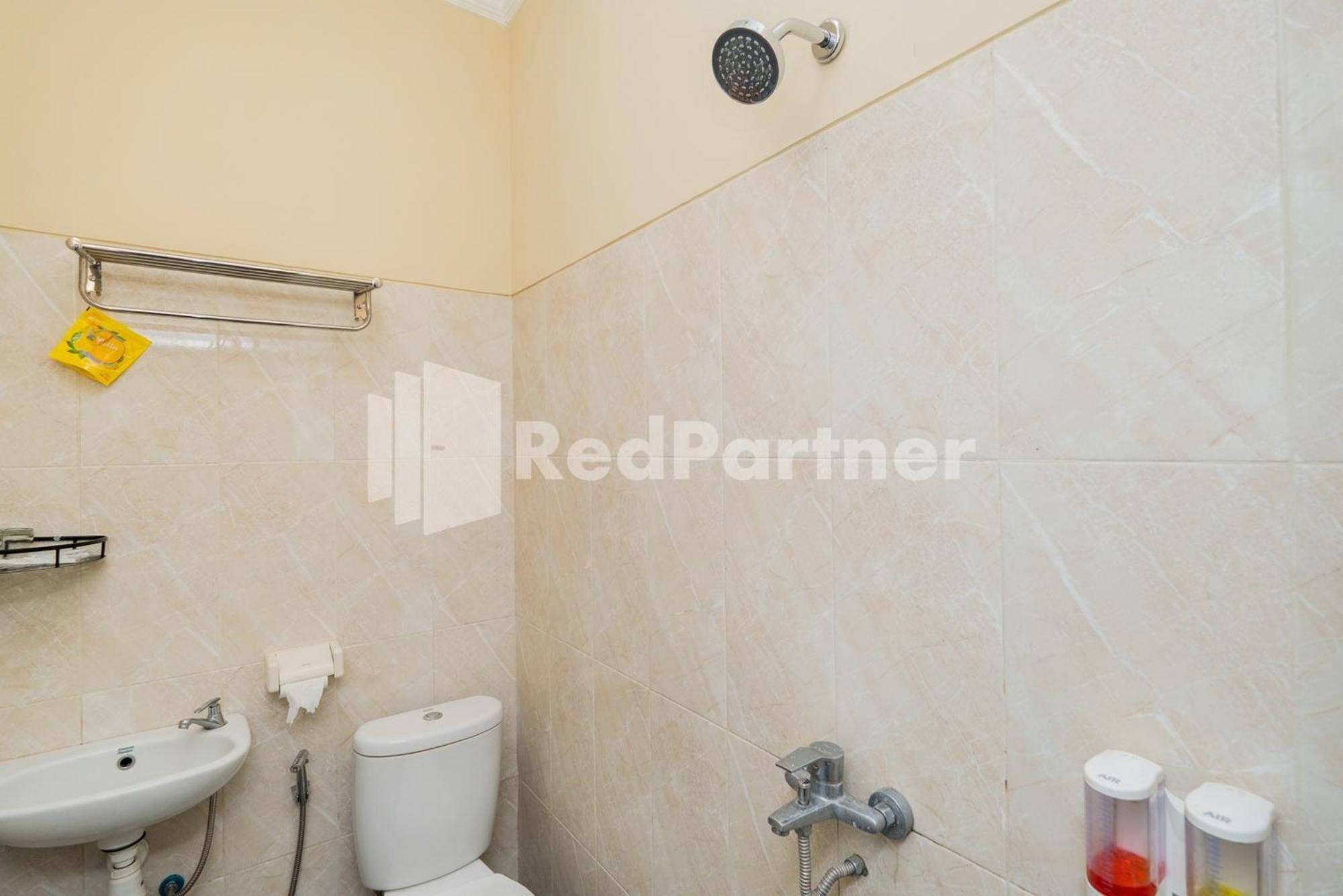 מאלאנג Swun Stay Inn At Sawahan Mitra Reddoorz מראה חיצוני תמונה