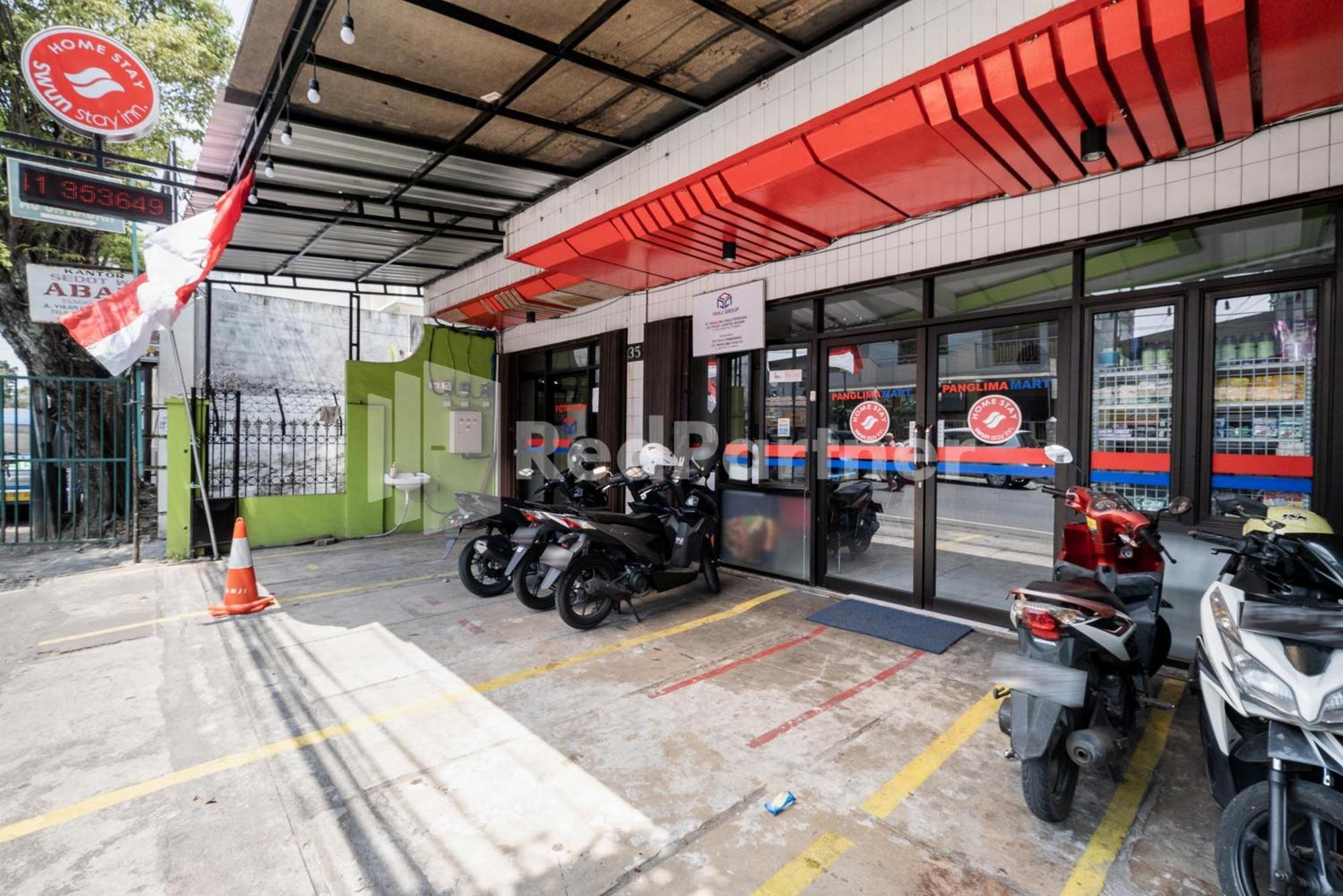מאלאנג Swun Stay Inn At Sawahan Mitra Reddoorz מראה חיצוני תמונה